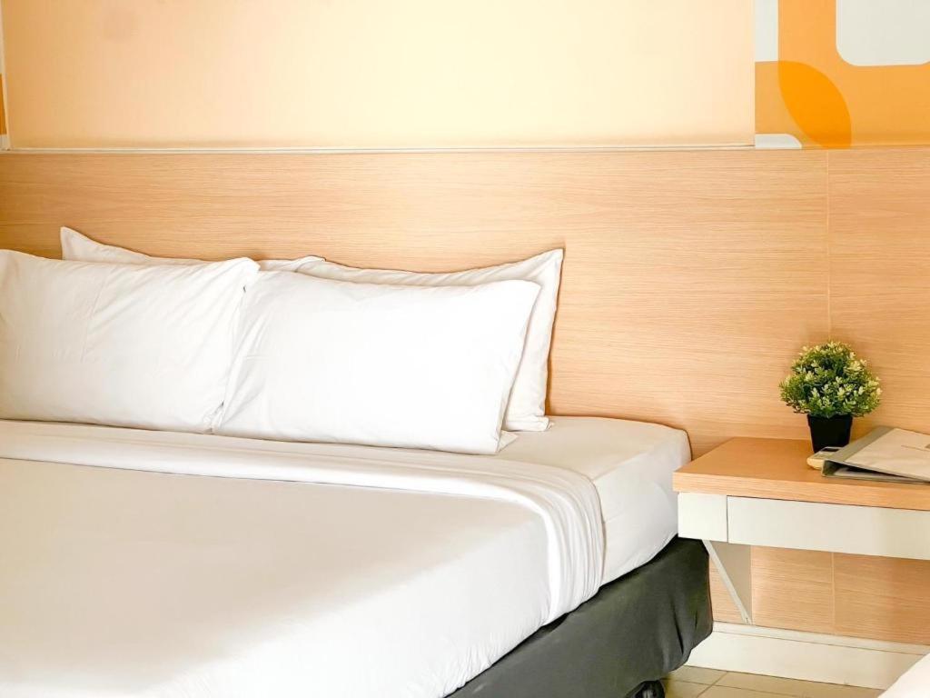 Nana Chat Bangsaen Hotel Si Racha Exterior foto