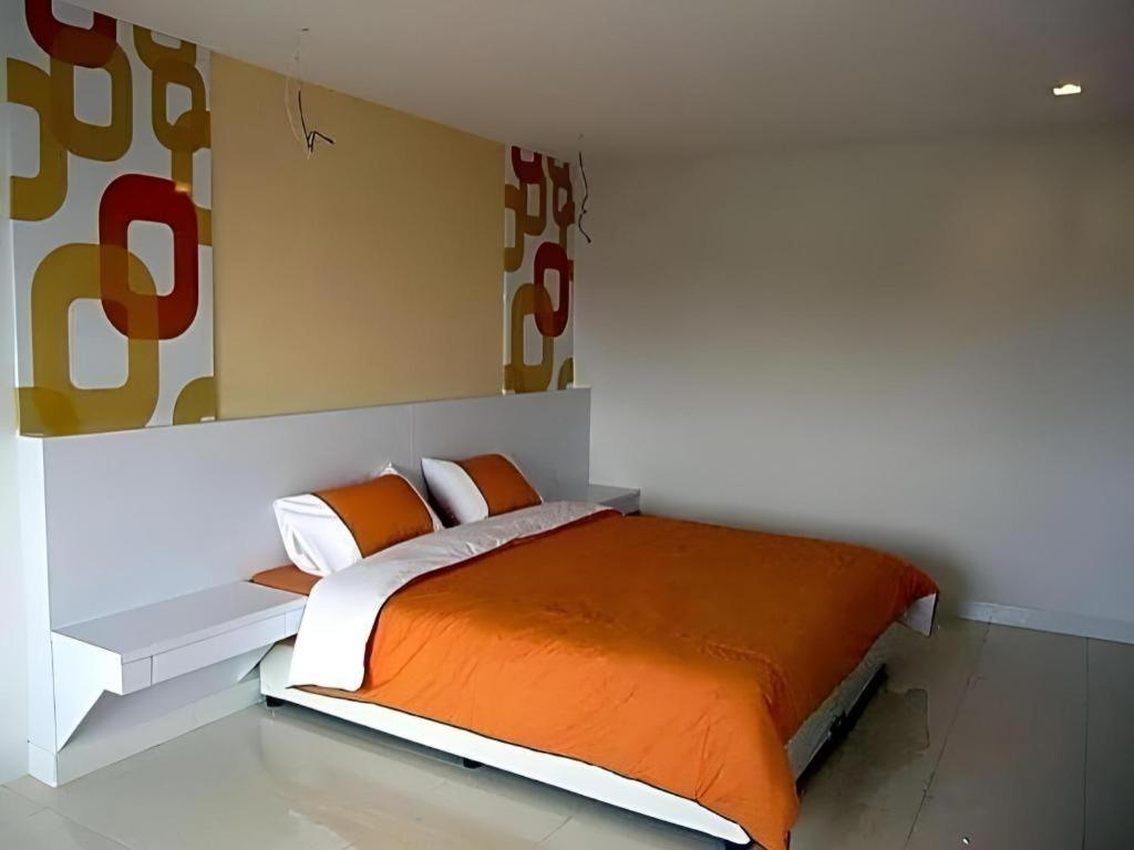 Nana Chat Bangsaen Hotel Si Racha Exterior foto
